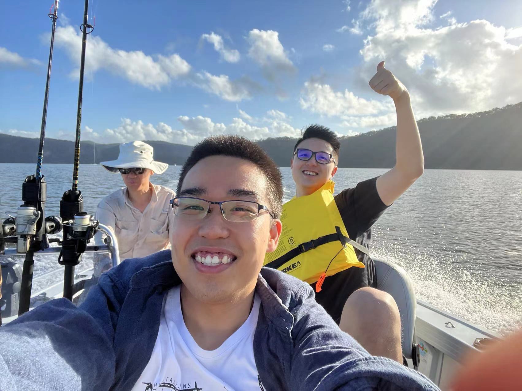 Hawkesbury River fishing with students